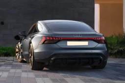 Audi e-tron GT full