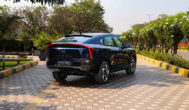Mahindra XEV 9e full