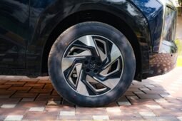 Mahindra XEV 9e full