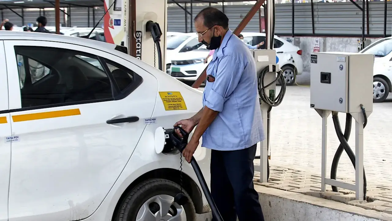 delhi ev policy