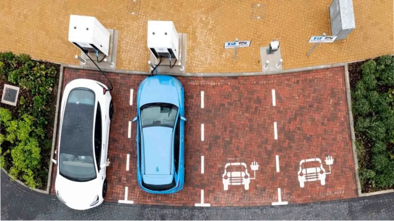 its ev battery hubs